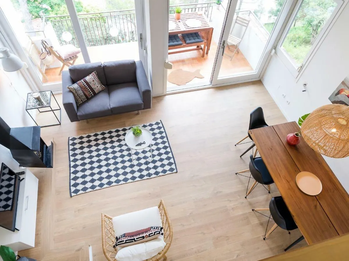 Apartamento La Vie En Rouge Sa Riera Duplex, Private Parking Begur España