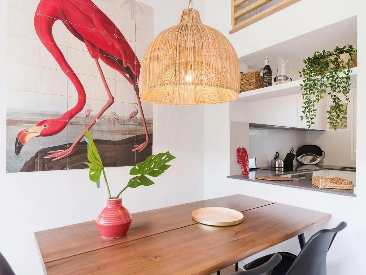 Apartamento La Vie En Rouge Sa Riera Duplex, Private Parking Begur España